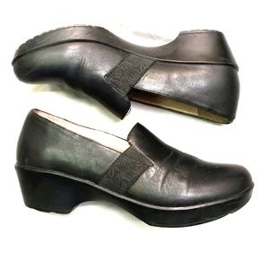 Dansko leather shoes